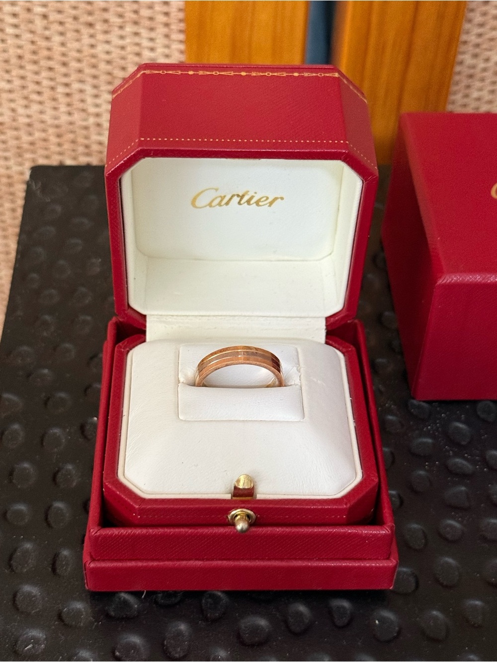 Cartier Vendôme Louis Cartier tri-color 18K gold wedding band - Picture 3 of 7